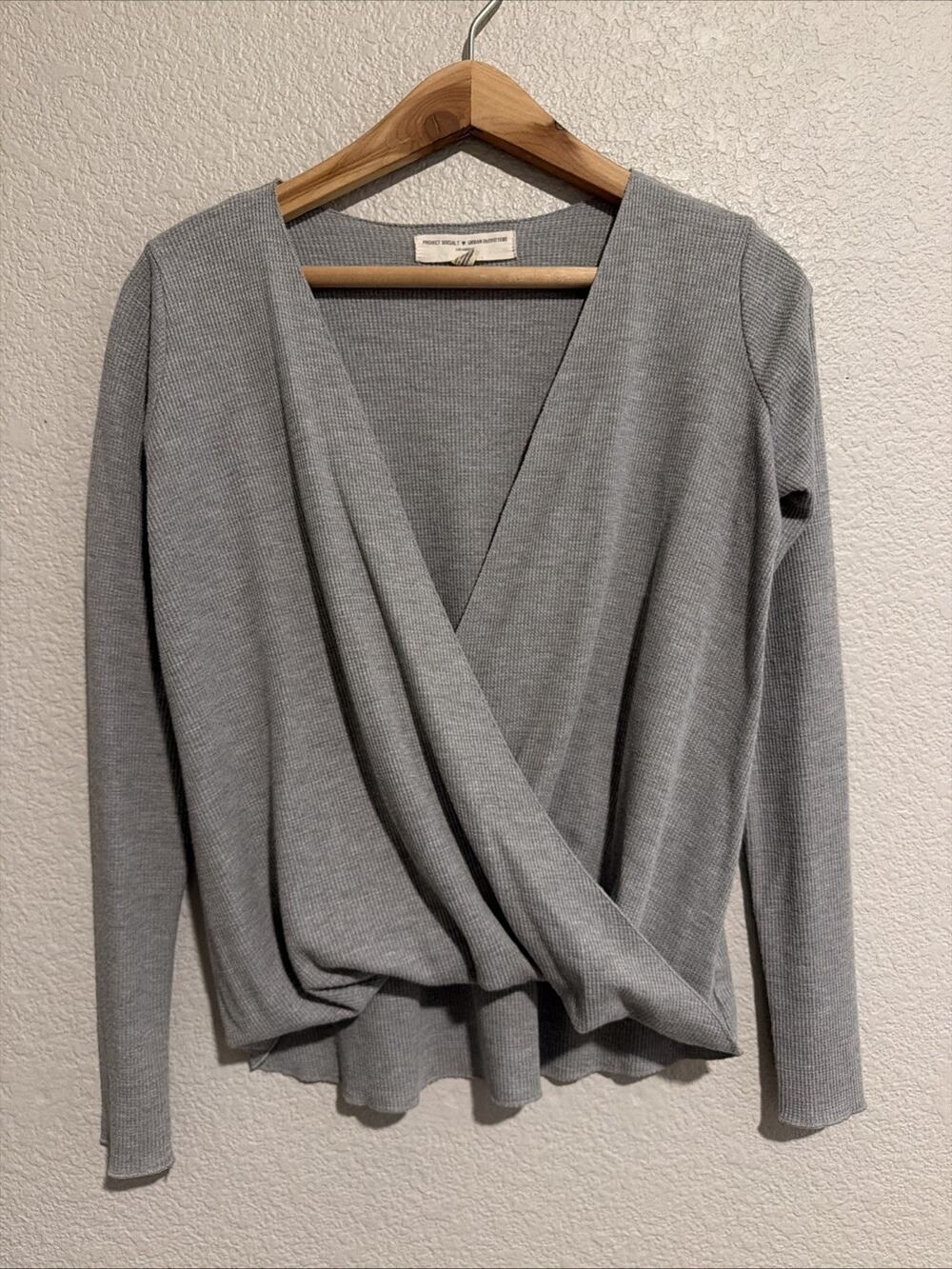 Project Social T Urban Outfitters Twist Top Gray Boho Luxury Minimalist Waffle S